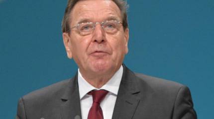 Война Шрёдера: Экс-канцлер Германии подал в суд на бундестаг, чтобы восстановить свои права