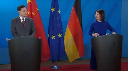 Немецкое издание: Бербок заявила главе МИД КНР об ответственности Пекина за поддержание мира на Земле в качестве члена Совбеза ООН