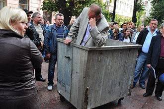 «Мусорная революция» закрывает путь Украине в ЕС