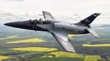 Сертификацию нового чешского учебного самолёта L-39NG отложили на год