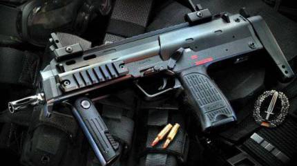 Пистолет-пулемет Heckler - Koch HK MP7A1 PDW (Германия)