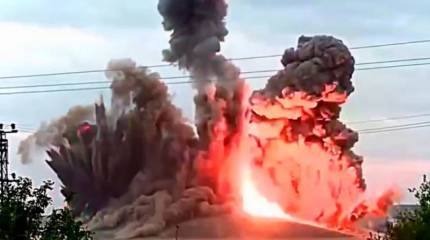 ВКС РФ ровняют с землей оборону ИГИЛ перед наступлением