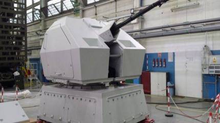 В Польше изготовлен первый образец корабельной 35-мм артустановки Tryton