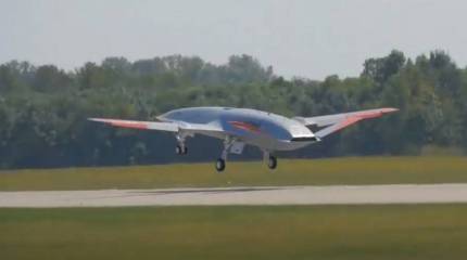 Американский палубный беспилотный заправщик MQ-25 Stingray испытали на продолжительность полёта