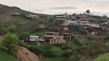 Армянский депутат потребовал от российских миротворцев заняться разблокированием Лачинского коридора