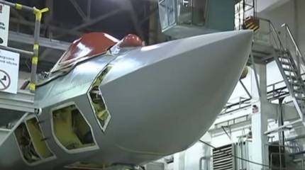 "Ростех" поставит "Сухому" комплекты композитных деталей для серийных Су-57