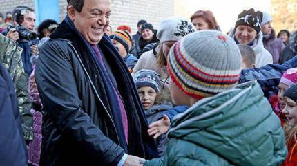 Иосиф Кобзон дал концерты в Луганске и Донецке