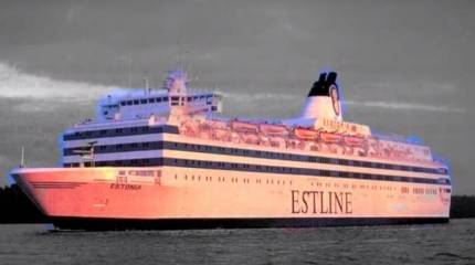 Столкновение с неизвестной подводной лодкой назвали возможной причиной катастрофы парома «Эстония»