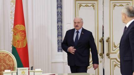 Лукашенко: Запад создаёт плацдарм против России, чтобы припереть её к Уральскому хребту