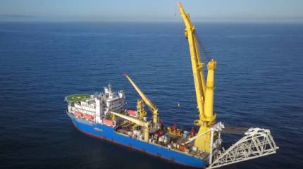 Трубоукладчик «Академик Черский» начал укладку труб в территориальных водах Дании