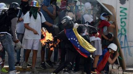 С начала "мирных" протестов  в Венесуэле погибли 108 человек