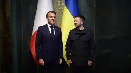 «Вместо войск НАТО»: Макрон собрался обеспечивать «защиту» Украины от России войсками «коалиции желающих»