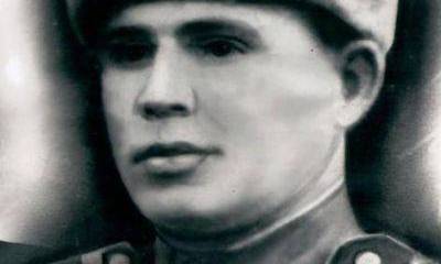 Два солдата: Калинин и Морозов