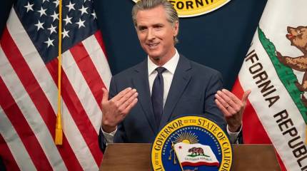 Демпартия США определилась с противником Трампа на следующих выборах