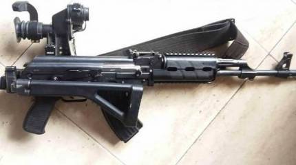 «Гибрид» автомата и РПГ-7 замечен в Йемене