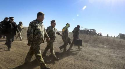 Порошенко поддержал введение военного положения на Украине