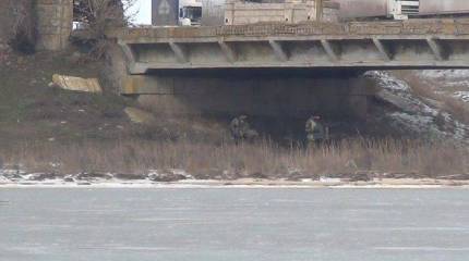 Киев приказал заминировать мосты в Крым