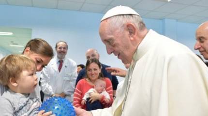 «Понтифику не надо указывать, что ему делать»: итальянский журналист пишет, что в Ватикане недовольны обращением Зеленского к папе Римскому