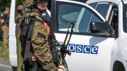 Миссия ОБСЕ рассказывает об обстреле своего автомобиля под Донецком