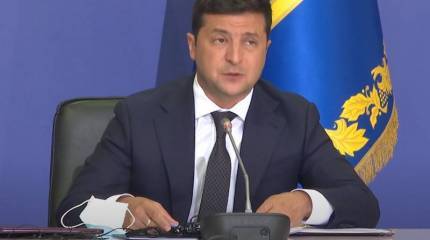 Зеленский разрешил допуск иностранных военных на Украину