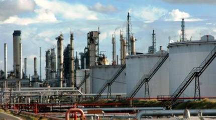 Глава венесуэльской PDVSA назвал поджог нефтехранилища терактом