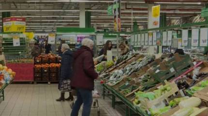 Экономисты обсуждают влияние падения курса рубля на рядовых граждан России