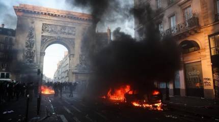 Чужие среди своих: французские протесты и кризис европейской идентичности