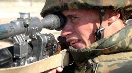 В 2013 учебном году более 200 военнослужащих пройдут подготовку в школе снайперов ВВО