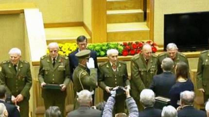 В Литве наградили "лесных братьев", воевавших против СССР