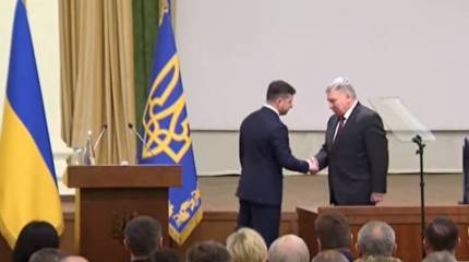 В Киеве заявили, что президент Зеленский готов представить кандидата на замену нынешнего министра обороны