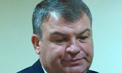 Сердюкову могут сменить обвинение, готовят более тяжелую статью
