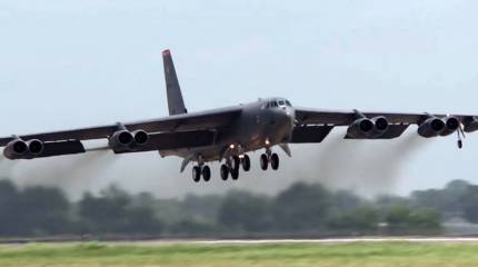 США перебросили группу стратегических бомбардировщиков B-52H Stratofortress на авиабазу в Великобритании