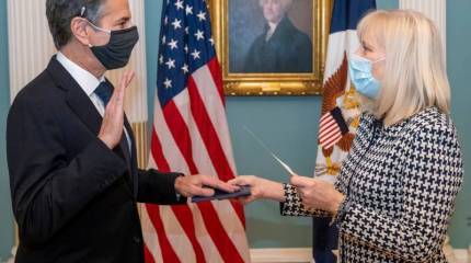 Китайский эксперт предрёк США «угасание по британскому варианту»