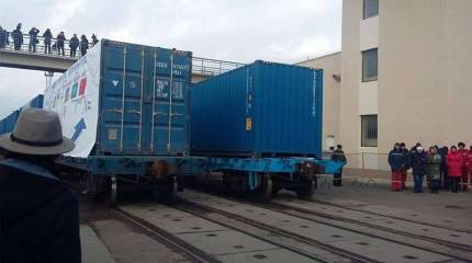 Нешёлковый путь. Украинский поезд, "объехавший" Россию, не может вернуться обратно