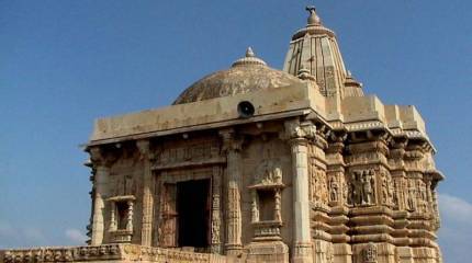 Читторгарх: крепость раджпутов, воды и храмов (часть вторая)