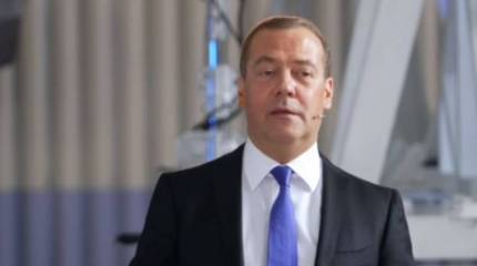 Зампред Совбеза РФ Дмитрий Медведев сообщил о росте количества желающих заключить контракт с российской армией