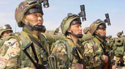 Казахстанских военных подняли по тревоге