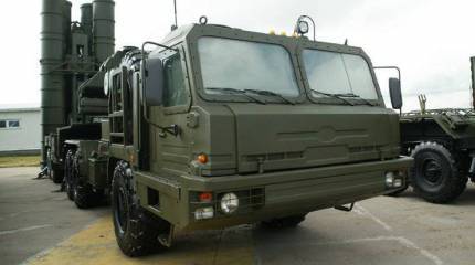 Минобороны РФ получит полковой комплект С-400 досрочно