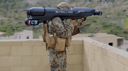 Морпехи США испытали британскую "пневмобазуку" SkyWall100