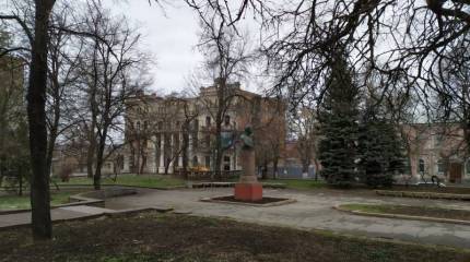 В ЛДНР власти обрекли педагогов на массовое заражение