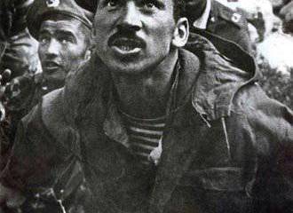 Не тех сажаете!