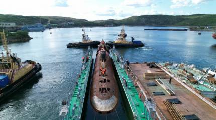 Плавдок «Свияга» с АПЛ  К-3 «Ленинский комсомол» начинает переход в Кронштадт