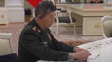 Глава Минобороны КНР в ближайшие дни посетит РФ и Белоруссию, что озаботило Запад