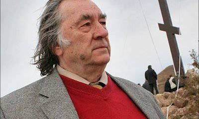 Александр Проханов: «России сегодня нужнее всего оборонные заводы и алтари…»