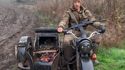 В 2022-м подумать не могли, что штурмовики пересядут на мотоциклы и лошадей