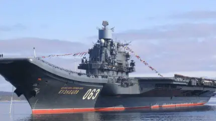 Нужны ли нам авианосцы? На данном этапе Россия проигрывает военно-морскую гонку