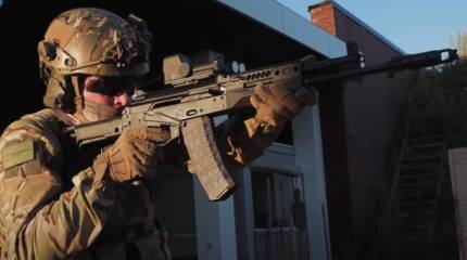 Разведчики общевойсковой армии ВВО перевооружились на новый автомат