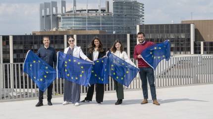 Politico: Брюссель должен принять в ЕС балканские страны, чтобы оградить их от влияния РФ и Китая