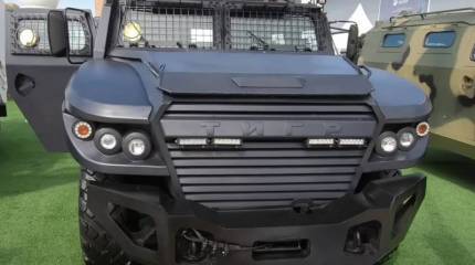 Российская бронемашина «Тигр» получила комплекс быстроустанавливаемой брони