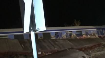 В Греции столкнулись пассажирский и грузовой поезда